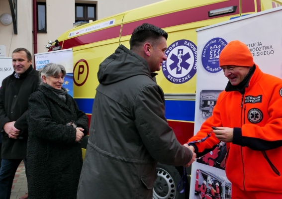 NASZE NOWE AMBULANSE